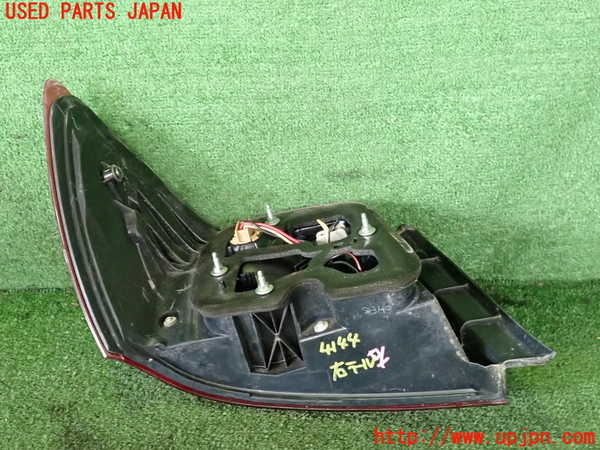 2UPJ-41441530]インプレッサ WRX-STi C型(GVF)右テールランプ 中古_m0003.jpg