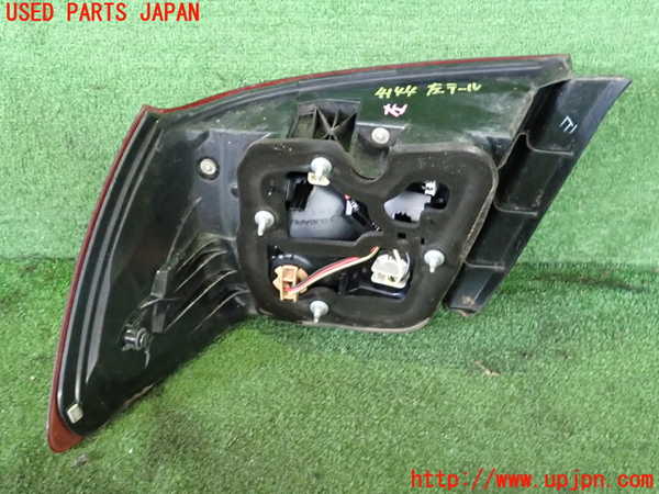 2UPJ-41441536]インプレッサ WRX-STi C型(GVF)左テールランプ 中古_m0003.jpg