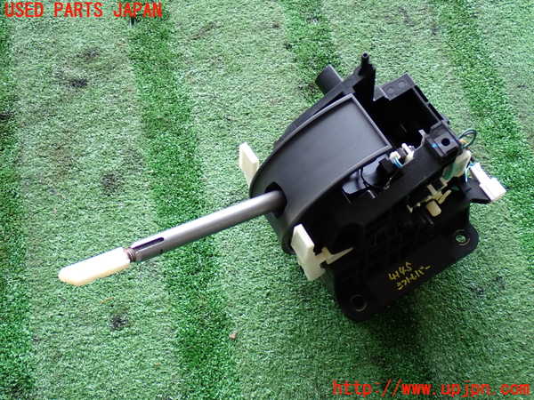 2UPJ-41457555]NV350 キャラバン バン(VW2E26)ATシフトレバー 中古_m0001.jpg
