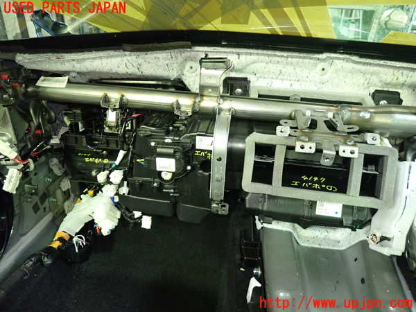 1UPJ-41476081]ロードスター(ND5RE)エバポレーター1 中古_m0001.jpg