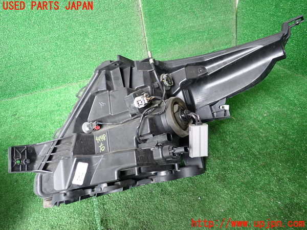 1UPJ-41481130]エクスプローラー(1FMHK9)右ヘッドライト HID 中古_m0002.jpg