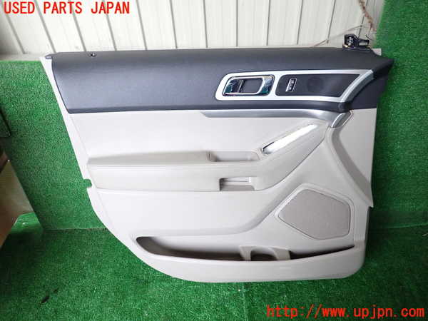 1UPJ-41481264]エクスプローラー(1FMHK9)左前ドア内張り 中古_m0001.jpg