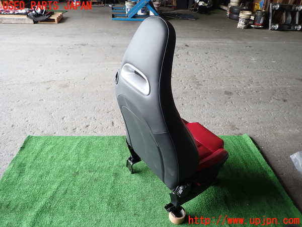 1UPJ-41517065]アバルト・595(31214T)助手席シート 中古_m0004.jpg
