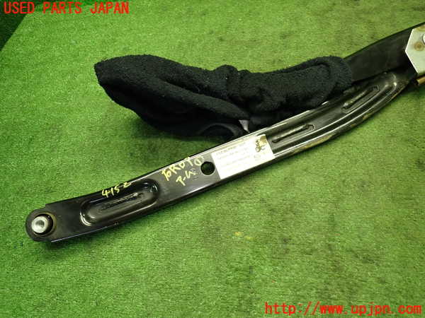 1UPJ-41525200]ルノー・トゥインゴ(AHH4B)右リアロアアーム1 中古_m0001.jpg