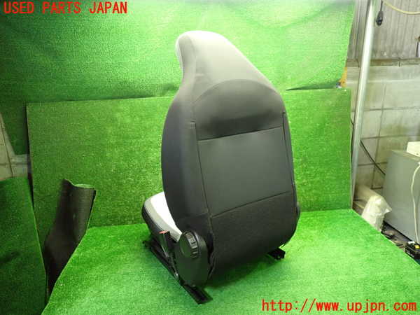 1UPJ-41527035]ルノー・トゥインゴ(AHH4B)運転席シート 中古_m0003.jpg