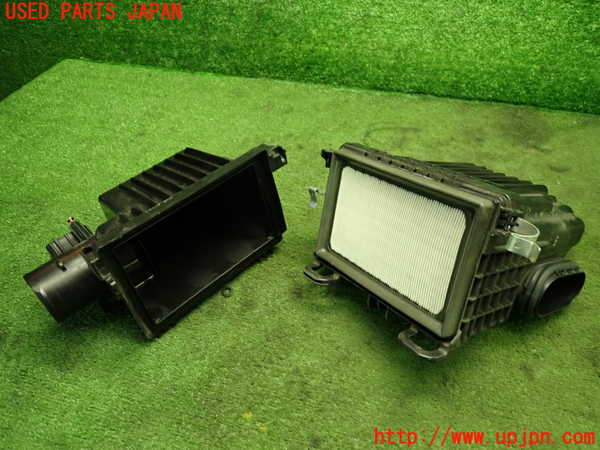 1UPJ-41532560]カローラ クロス ハイブリッド(ZVG13)エアクリーナーボックス 中古_m0003.jpg