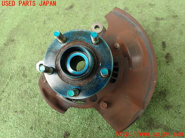 2UPJ-41604290]フォレスター(SF5)右フロントナックルハブ 中古_m0001.jpg