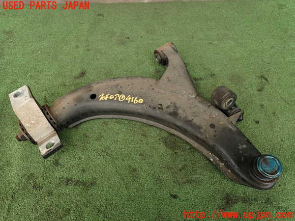 2UPJ-41605176]フォレスター(SF5)右フロントロアアーム1 中古_m0001.jpg