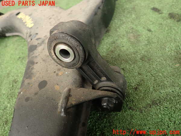 2UPJ-41605176]フォレスター(SF5)右フロントロアアーム1 中古_m0003.jpg