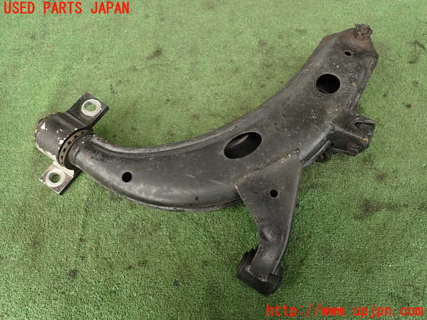 2UPJ-41605176]フォレスター(SF5)右フロントロアアーム1 中古_m0004.jpg
