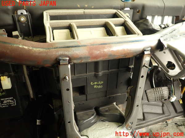 2UPJ-41606100]フォレスター(SF5)ヒーターコア 中古_m0001.jpg