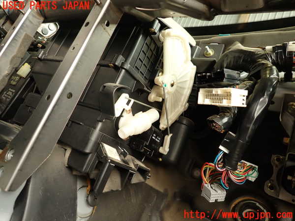 2UPJ-41606100]フォレスター(SF5)ヒーターコア 中古_m0002.jpg