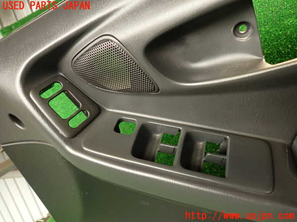 2UPJ-41601234]フォレスター(SF5)右前ドア内張り 中古_m0003.jpg
