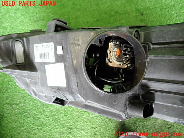2UPJ-41621130]VW シロッコR(13CDL)右ヘッドライト HID 中古_m0003.jpg