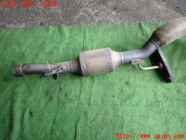 2UPJ-41622661]VW シロッコR(13CDL)触媒1 中古_m0002.jpg