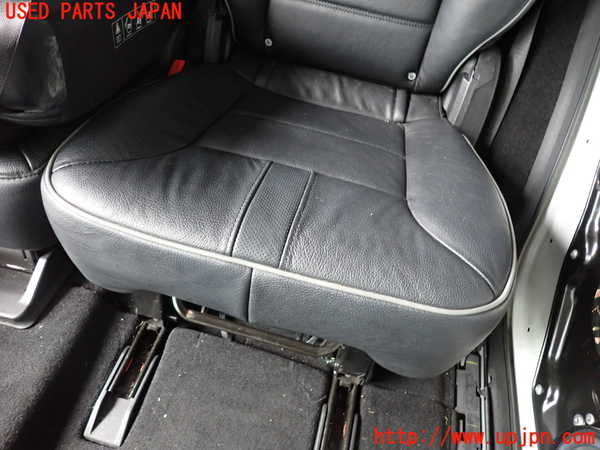 2UPJ-41637175]ベンツ R350 4MATIC W251(251065)左2列目シート 中古_m0003.jpg