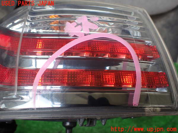 1UPJ-41701536]レクサス・CT200h(ZWA10)左テールランプ 中古_m0002.jpg