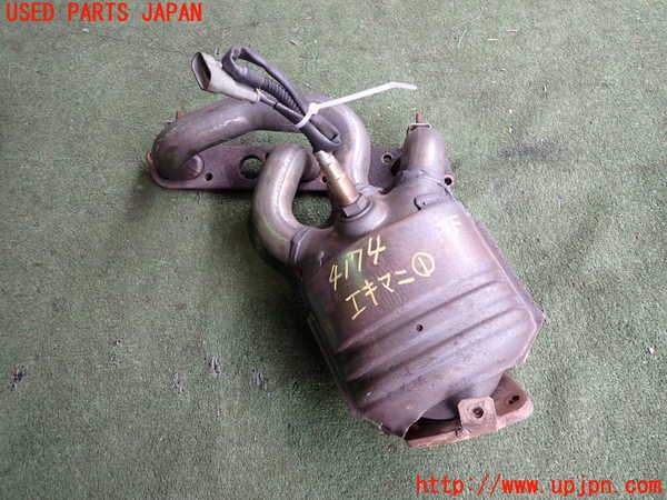 2UPJ-41742041]アルファロメオ・156 GTA(932AXB)エキマニ1 (触媒 マニバーター) 中古_m0001.jpg