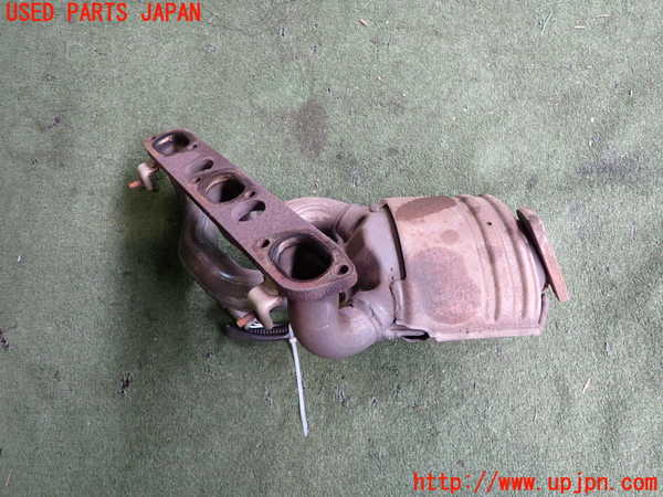 2UPJ-41742041]アルファロメオ・156 GTA(932AXB)エキマニ1 (触媒 マニバーター) 中古_m0002.jpg