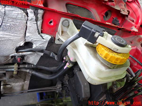 2UPJ-41744050]アルファロメオ・156 GTA(932AXB)ブレーキマスターシリンダー 中古_m0001.jpg