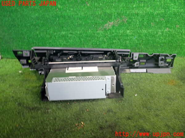 2UPJ-41756515]BMW 740i F01(KA30)DVDチェンジャー 中古_m0003.jpg