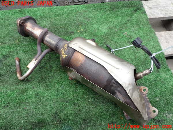1UPJ-41822661]ジープ・ラングラー アンリミテッド(JK36L)触媒1 (右側) 中古_m0001.jpg