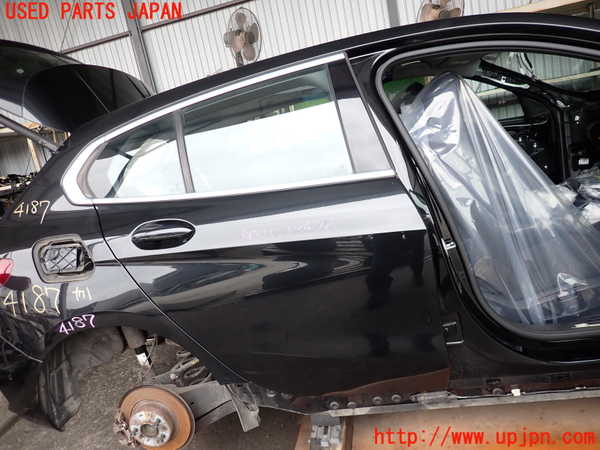 2UPJ-41871290]BMW 118i F40(7K15)右後ドア 中古 FUYAO M5315 43R-011003_m0001.jpg