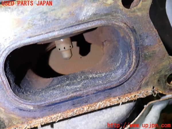 2UPJ-41882041]アウトランダーPHEV(GN0W)エキマニ1 (触媒 マニバーター) 中古_m0003.jpg