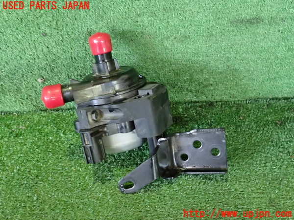 2UPJ-41882110]アウトランダーPHEV(GN0W)ウォーターポンプ 中古_m0002.jpg