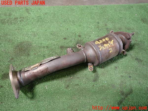 1UPJ-42002662]WR-V(DG5)触媒2 中古_m0001.jpg