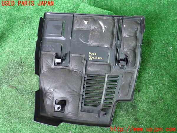 1UPJ-42022160]クロストレック(GUE)エンジンアッパーカバー 中古_m0002.jpg