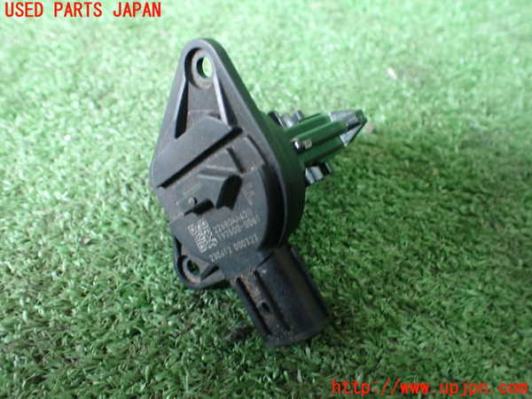 1UPJ-42026320]クロストレック(GUE)エアフロメーター 中古_m0001.jpg