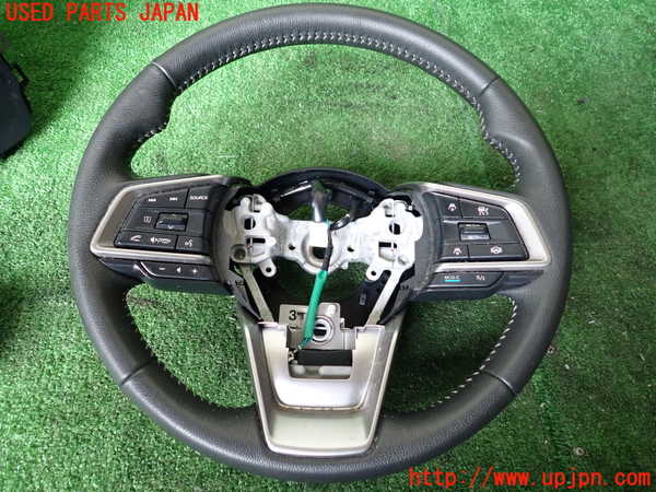 1UPJ-42027855]クロストレック(GUE)ステアリングホイール 中古_m0001.jpg