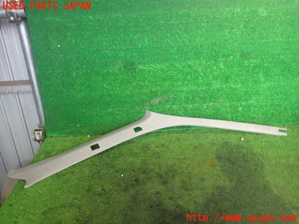 2UPJ-42067655]ハイラックスサーフ(RZN180W)右フロントピラートリム 中古_m0001.jpg