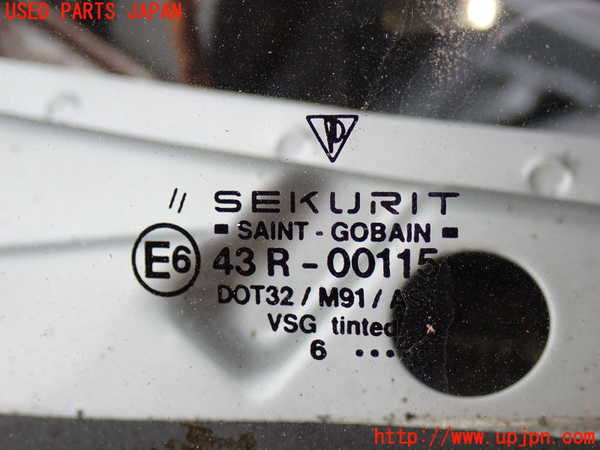2UPJ-42071195]ポルシェ・ボクスター(986K-)フロントガラス 中古 (SEKURIT 43R-00115 M91)_m0004.jpg