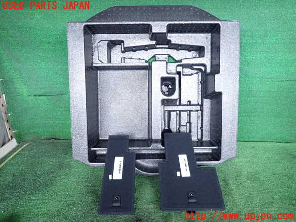 2UPJ-42087772]レジェンド ハイブリッド(KC2)ラゲッジトレイ2 中古_m0002.jpg