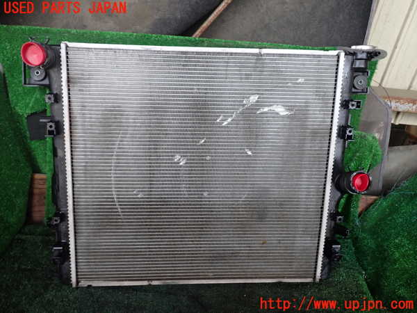 1UPJ-42102321]ジープ・ラングラー アンリミテッド(JK36L)ラジエーター1 中古_m0003.jpg