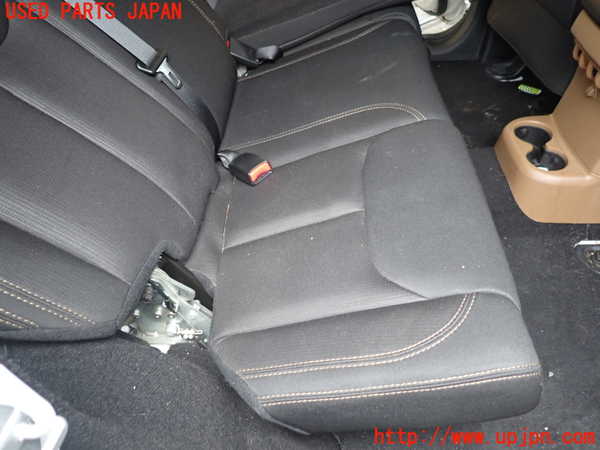 1UPJ-42107405]ジープ・ラングラー アンリミテッド(JK36L)右リアシート 中古_m0003.jpg