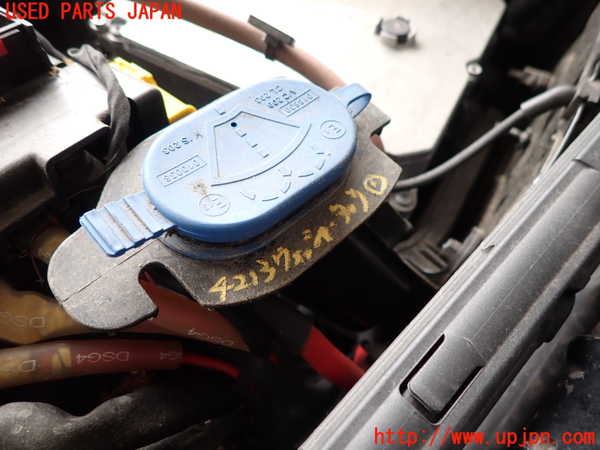 2UPJ-42136791]ベンツ C200 4MATIC ステーションワゴン S205(205278C)ウォッシャータンク1 中古_m0001.jpg