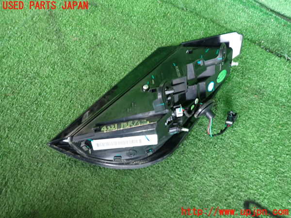 2UPJ-42211552]ボルボ・EX30(2E400R)左リアフィニッシャー 中古_m0002.jpg