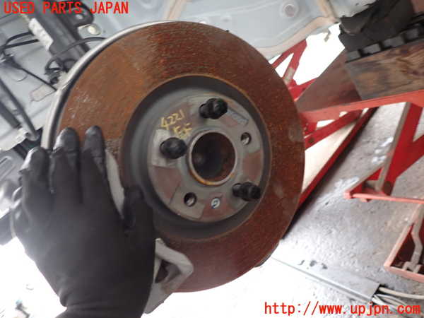 2UPJ-42214295]ボルボ・EX30(2E400R)左フロントナックルハブ 中古_m0002.jpg