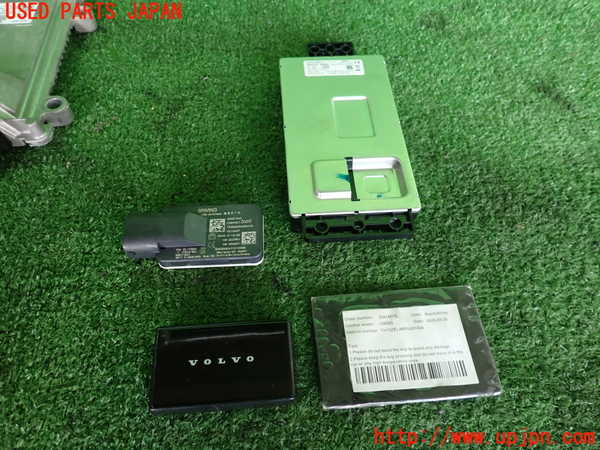 2UPJ-42216110]ボルボ・EX30(2E400R)エンジンコンピューター 中古_m0003.jpg