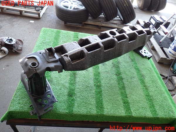 2UPJ-42221014]ポルシェ・カイエン S ハイブリッド(92ACGE)フロントバンパーホースメント 中古_m0001.jpg