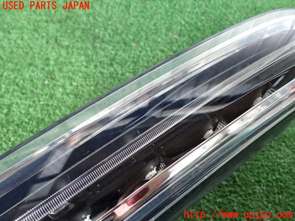 2UPJ-42221152]ポルシェ・カイエン S ハイブリッド(92ACGE)左コーナーランプ 中古_m0002.jpg