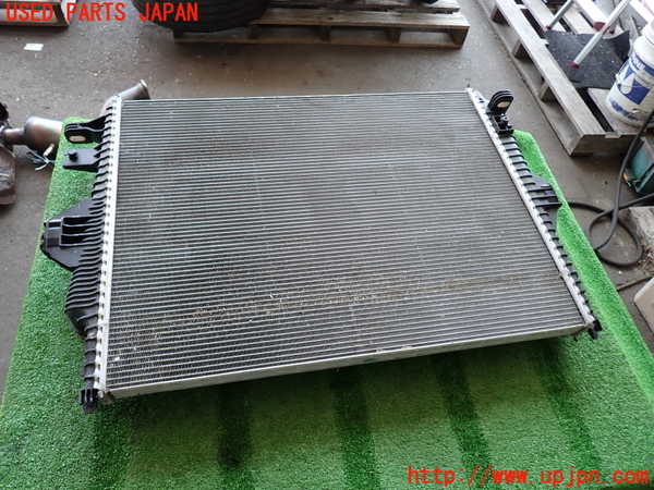 2UPJ-42222321]ポルシェ・カイエン S ハイブリッド(92ACGE)ラジエーター1 中古_m0003.jpg