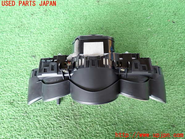 2UPJ-42226170]ポルシェ・カイエン S ハイブリッド(92ACGE)スピードメーター 中古_m0002.jpg