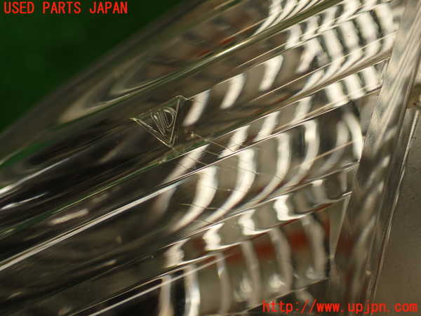 2UPJ-42231162]ポルシェ・カイエン ターボ S(9PA50SA)左ウィンカーレンズ 中古_m0004.jpg
