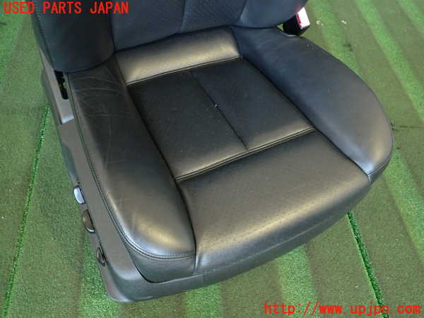 2UPJ-42237065]ポルシェ・カイエン ターボ S(9PA50SA)助手席シート 中古_m0002.jpg