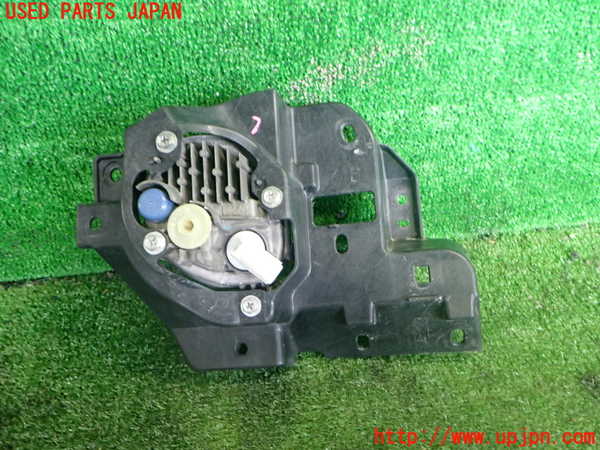 2UPJ-42241182]CX-8(KG2P)左フォグ 中古_m0002.jpg