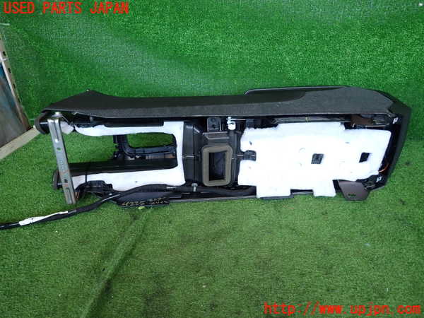 2UPJ-42257540]キャデラック・CTS スポーツセダン(X322A)センターコンソール 中古_m0005.jpg